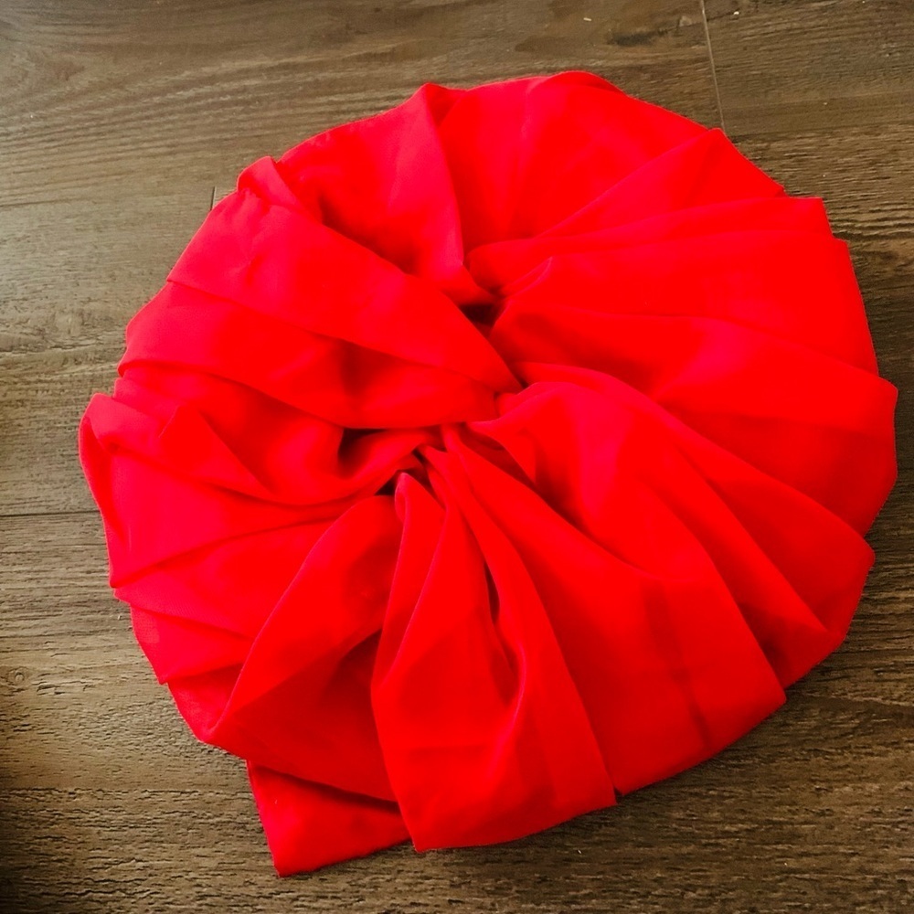 Handcrafted hat - Picture 7 of 8